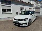 Volkswagen Golf Sportsvan R-Line DSG AHK ACC PANO SHZ NAVI - Volkswagen Golf: Sport Line