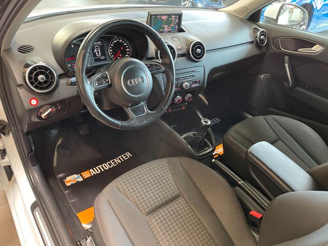 Audi A1 ambition *BI-XENON*NAVI*SZHZ*TEMPOMAT*PDC*