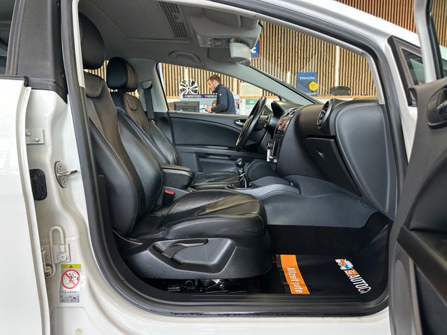 Seat Leon Comfort Limited *2. Hand*Klima*SHZ*Navi*PDC
