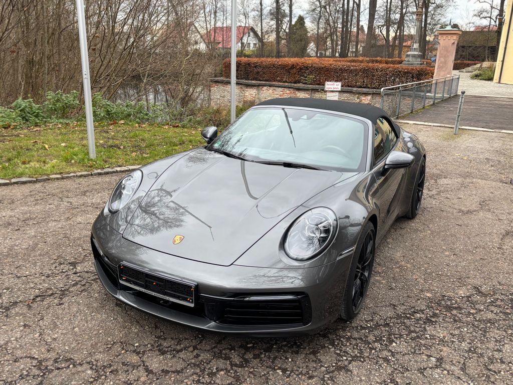 Porsche 992