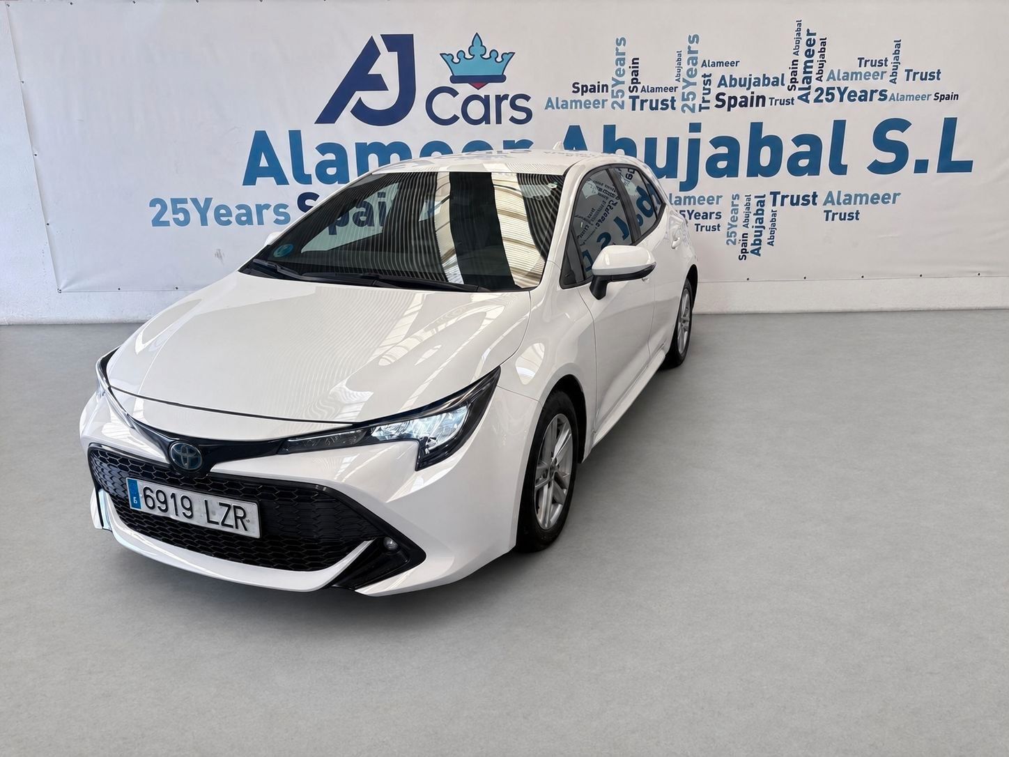 Toyota Corolla Hybrid Basis