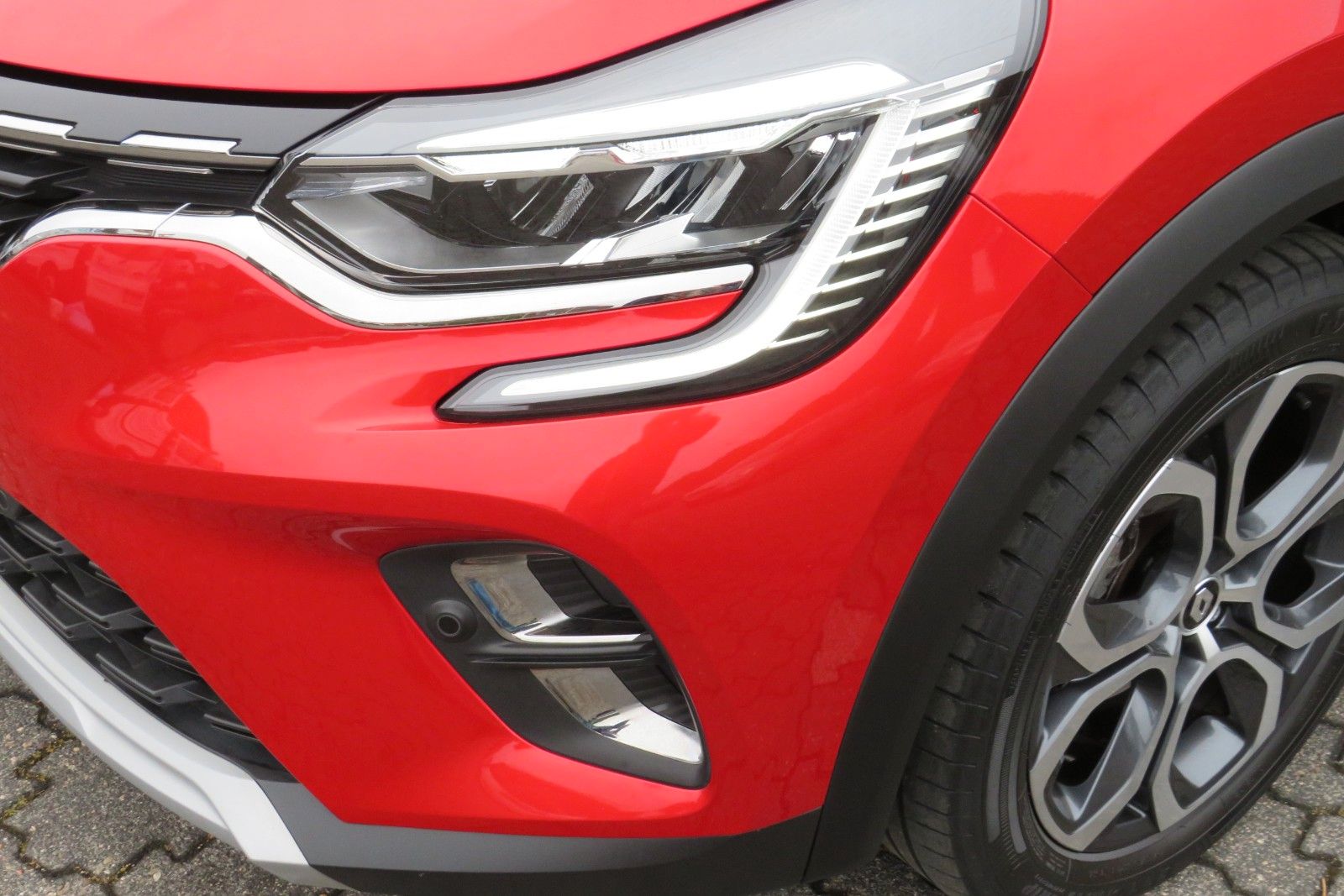Fahrzeugabbildung Renault Captur II "INTENS" AHK NAVI 18` KAMERA SITZH.