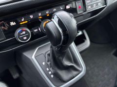 Fahrzeugabbildung Volkswagen T6.1 Multivan 2.0 TDI Highline VIRTUAL ACC LED