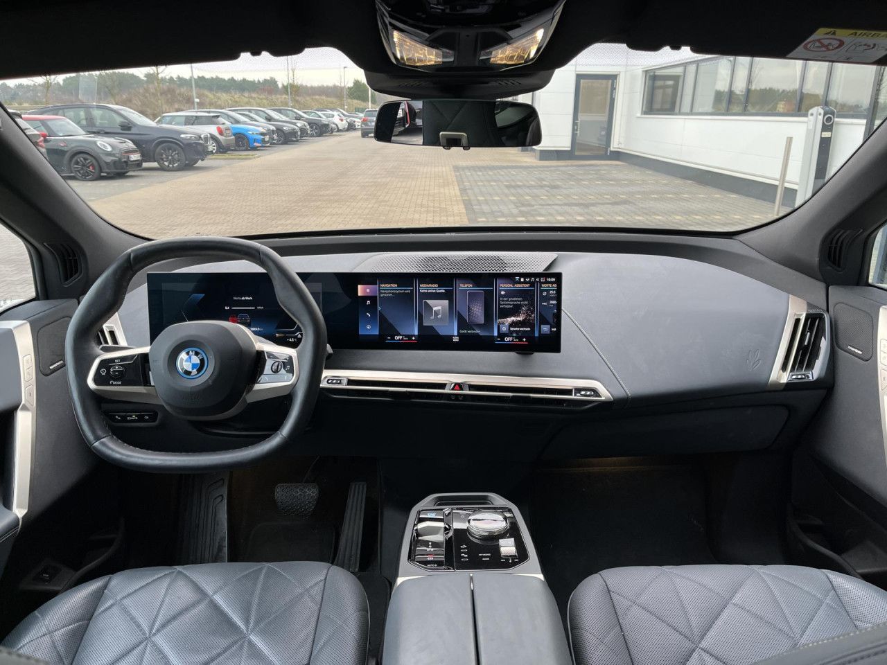 BMW iX - Bild 22