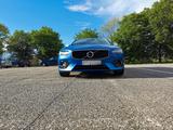 Volvo V90 D4 R-Design Geartronic R-Design - blaue Volvo V90