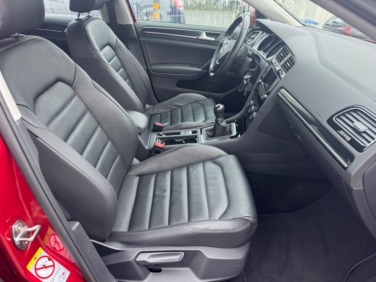 Fahrzeugabbildung Volkswagen Golf VII Lim. Highline BMT Leder+Bluetooth+Xenon