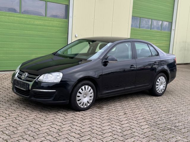 Volkswagen Jetta V 1.6  Trendline ( original 99000 km )