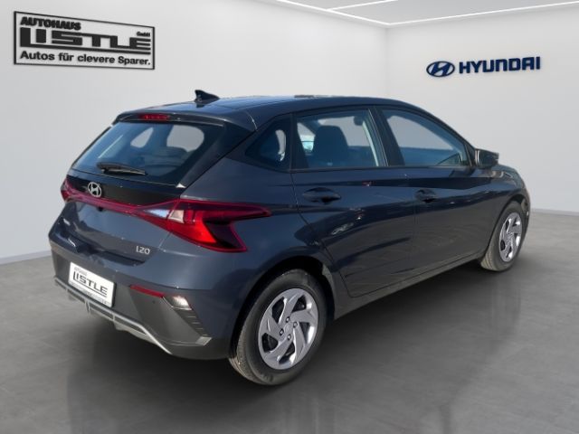 Fahrzeugabbildung Hyundai i20 FL (MY25) Select Navi Kamera PDC Klima uvm.