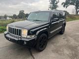 Jeep Commander Overland 3.0 CRD Autom Vollausstattung