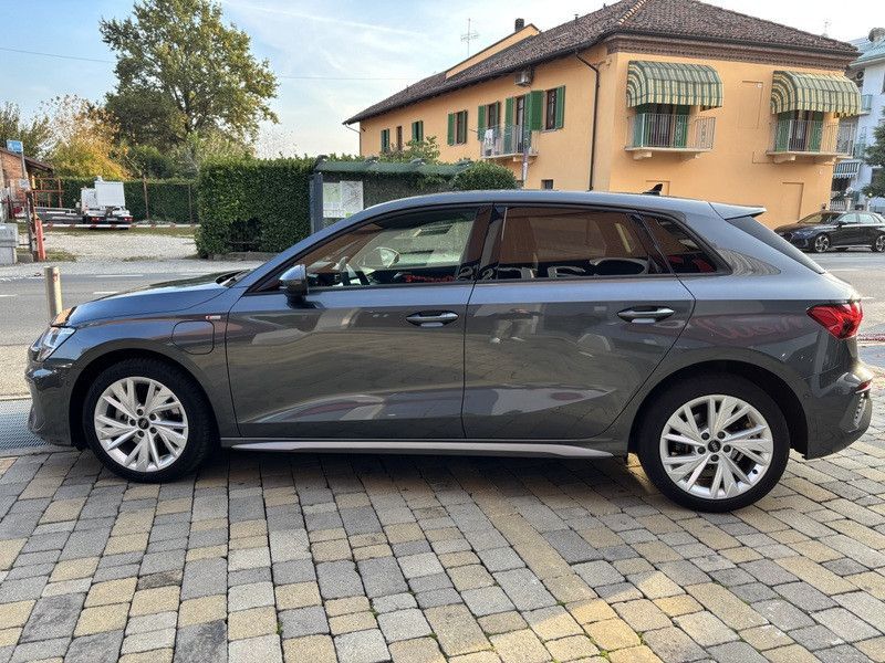 Audi A3 Sportback 40 1.4 tfsi e S line edition s imagem 3