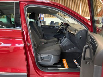 MYAUTOCENTER – Gebraucht- und Jahreswagen mit Werkstattservice in Pfaffenhofen Volkswagen Tiguan Sound BMTStart-Stopp 4Motion *AHK*Klima*