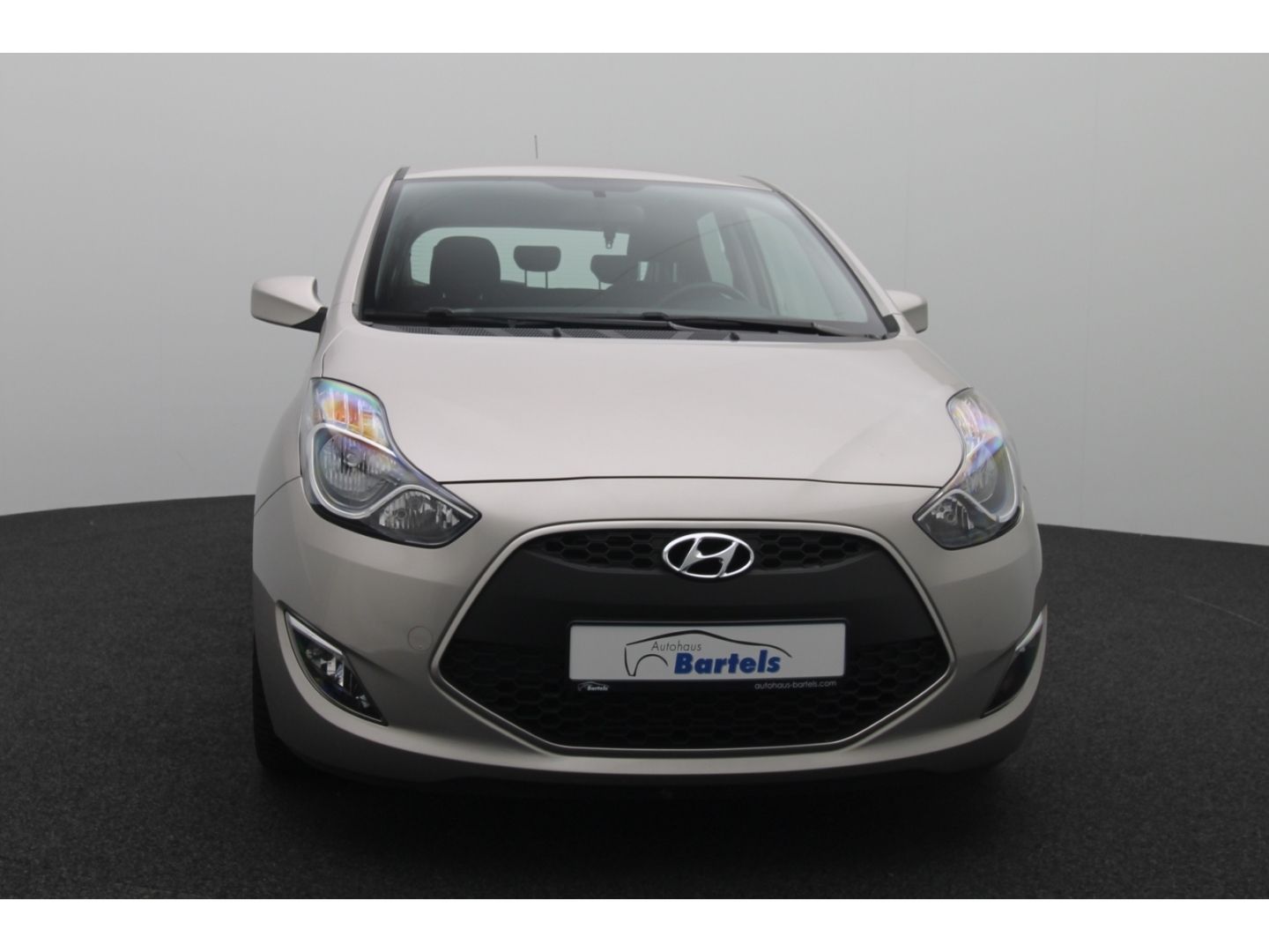 Fahrzeugabbildung Hyundai ix20 Klimaauto SHZ Tempomat Kamera Navi