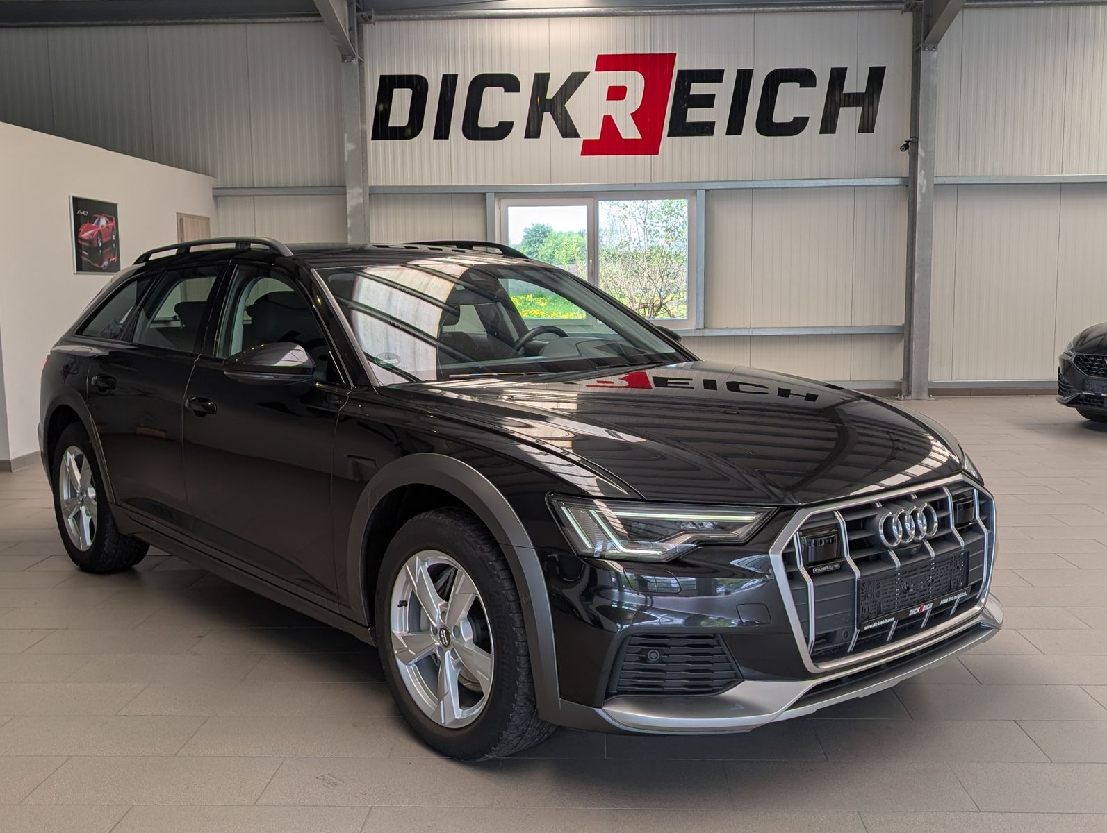 Fahrzeugabbildung Audi A6 Allroad 45 TDI Matrix HUD ACC AHK Luft 360°