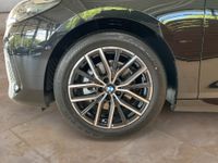 BMW 220 Active Tourer - Vorschau Bild 2