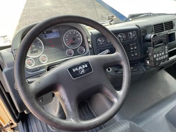 Fahrzeugabbildung MAN TGM 15.250 Aut. Carrier Kühlung, LBW, Trennwand