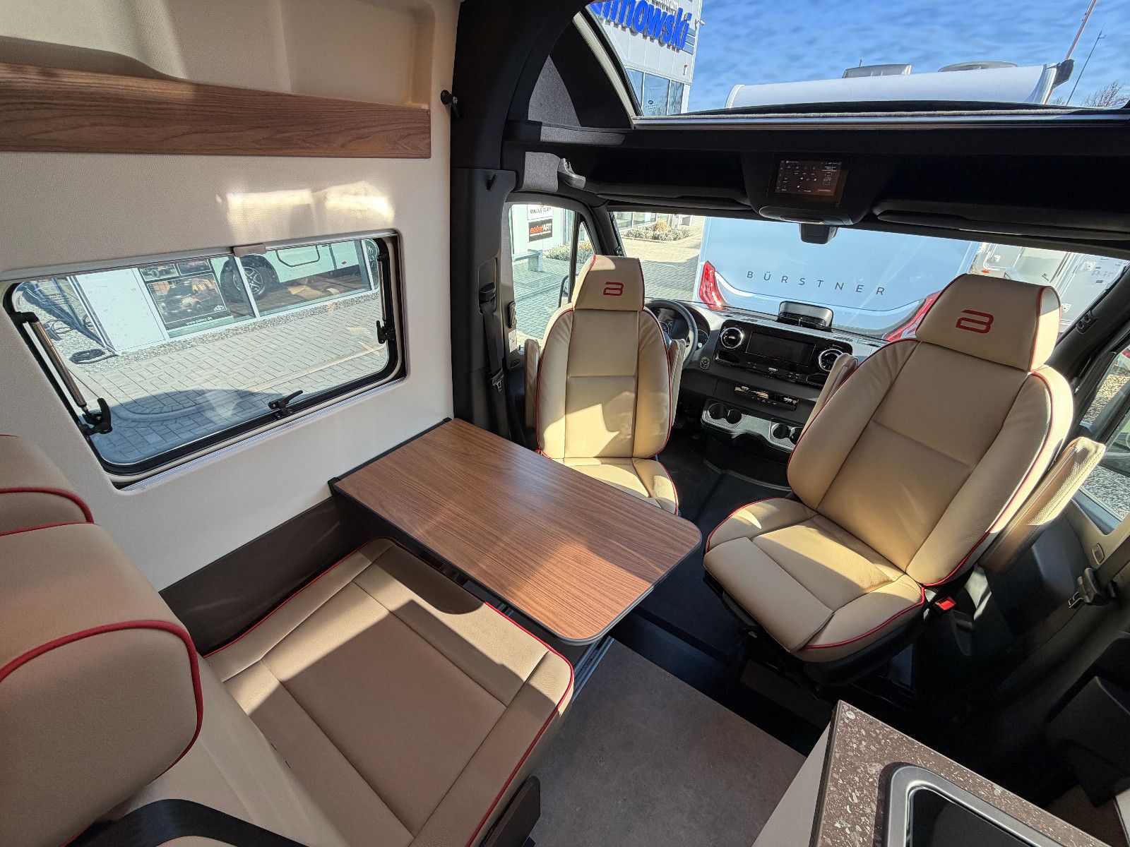 Fahrzeugabbildung Bürstner Habiton HMX 6.0 - 4x4