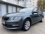 Skoda Octavia Combi 1.5 TSI DSG Tour Navi Voll LED - Skoda Octavia: Tour