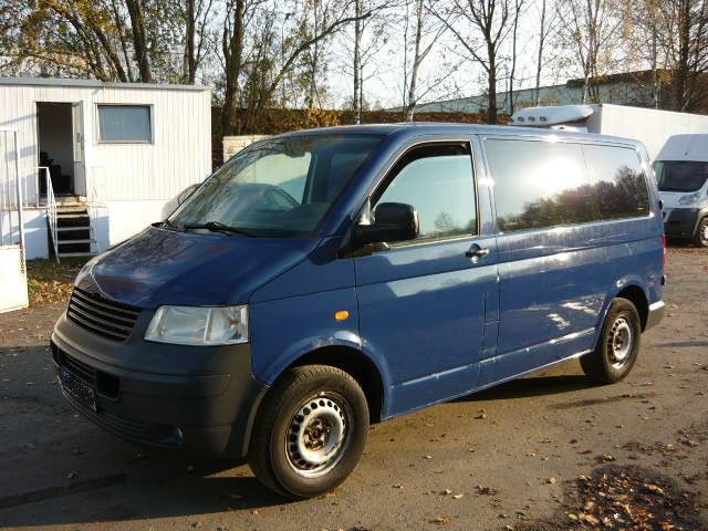 Volkswagen T5 Transporter 2.5 TDI 9 MÍST