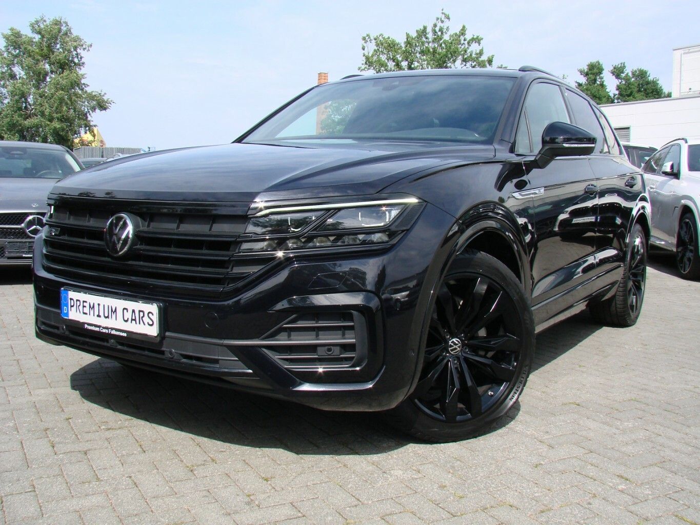 Volkswagen Touareg 3.0TDi R-Line 4M LED AHK PANO ACC Luftfe foto 2