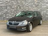 Skoda Octavia 1.6 TDI SCR Ambition Combi - Skoda Octavia: Allradantrieb, 1.6