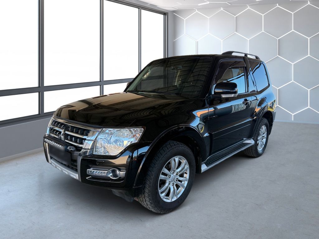 Image of Mitsubishi Pajero
