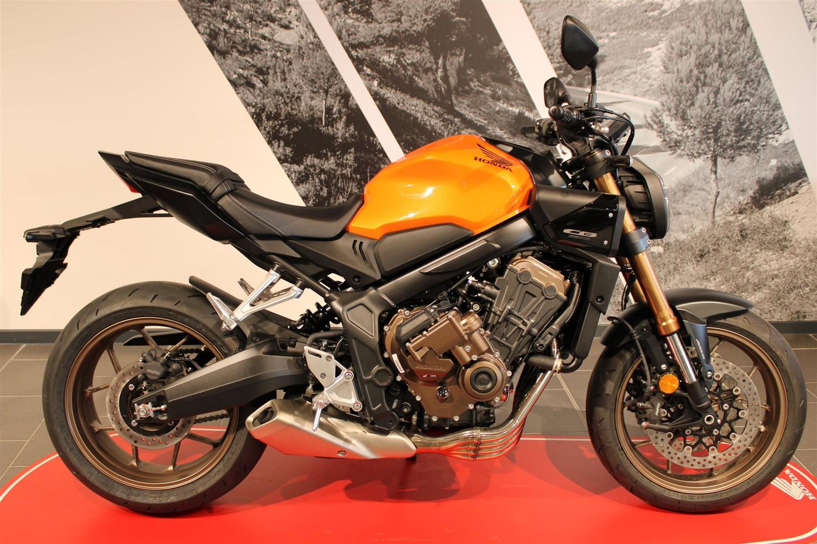 Honda CB650R Orange 2026 *Tageszulassung*