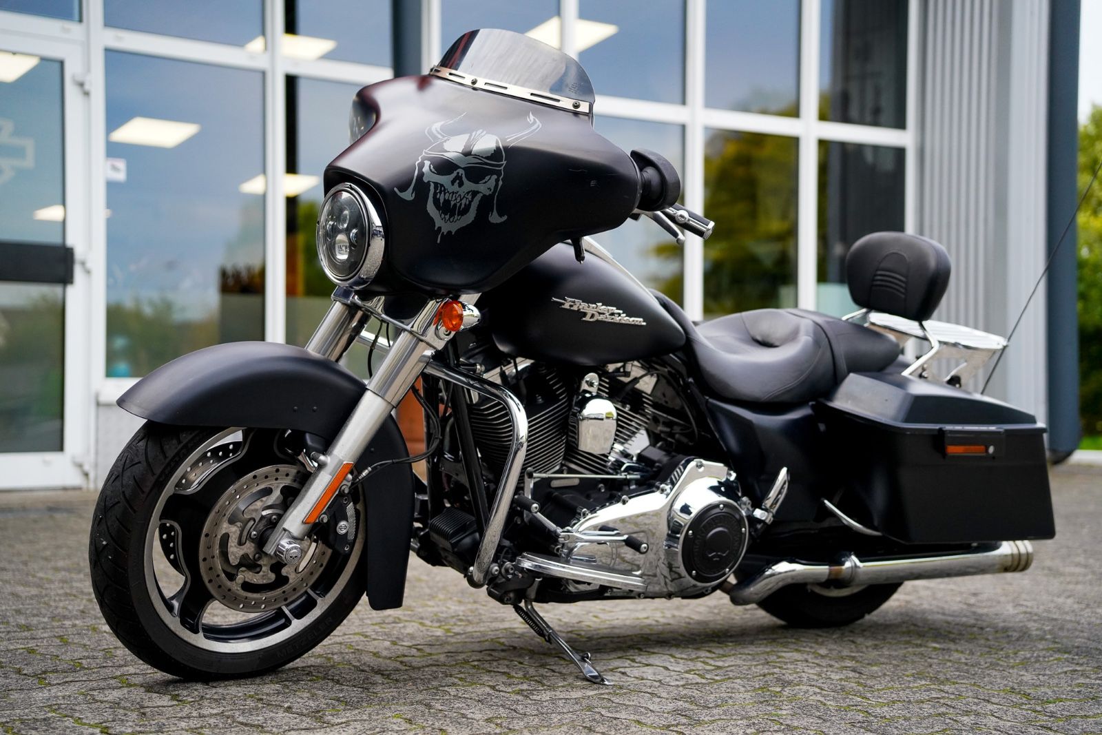 Fahrzeugabbildung Harley-Davidson FLHX Street Glide Ape-Lenker Stretch - KESSTECH