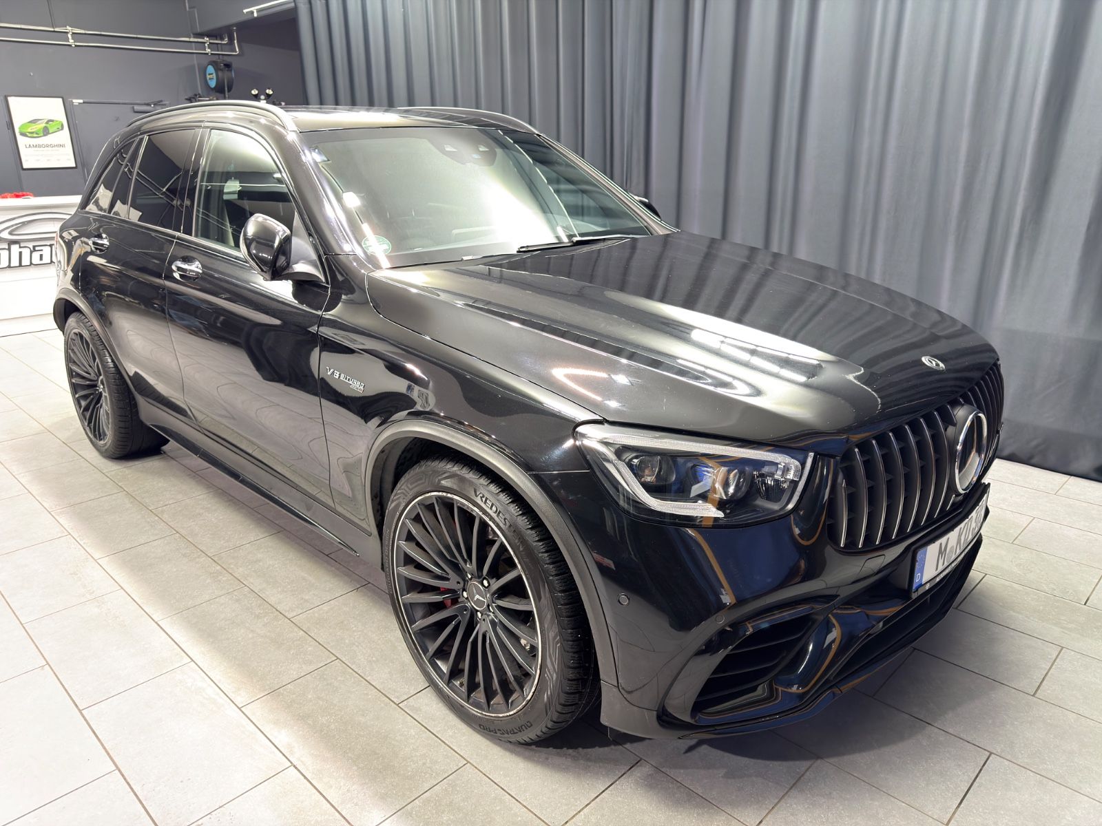 Fahrzeugabbildung Mercedes-Benz GLC 63 S AMG|BURMESTER|PANO|FACELIFT|CARBON|