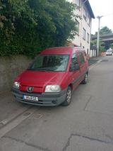 Peugeot Expert - Peugeot Expert mit Benzin-Antrieb