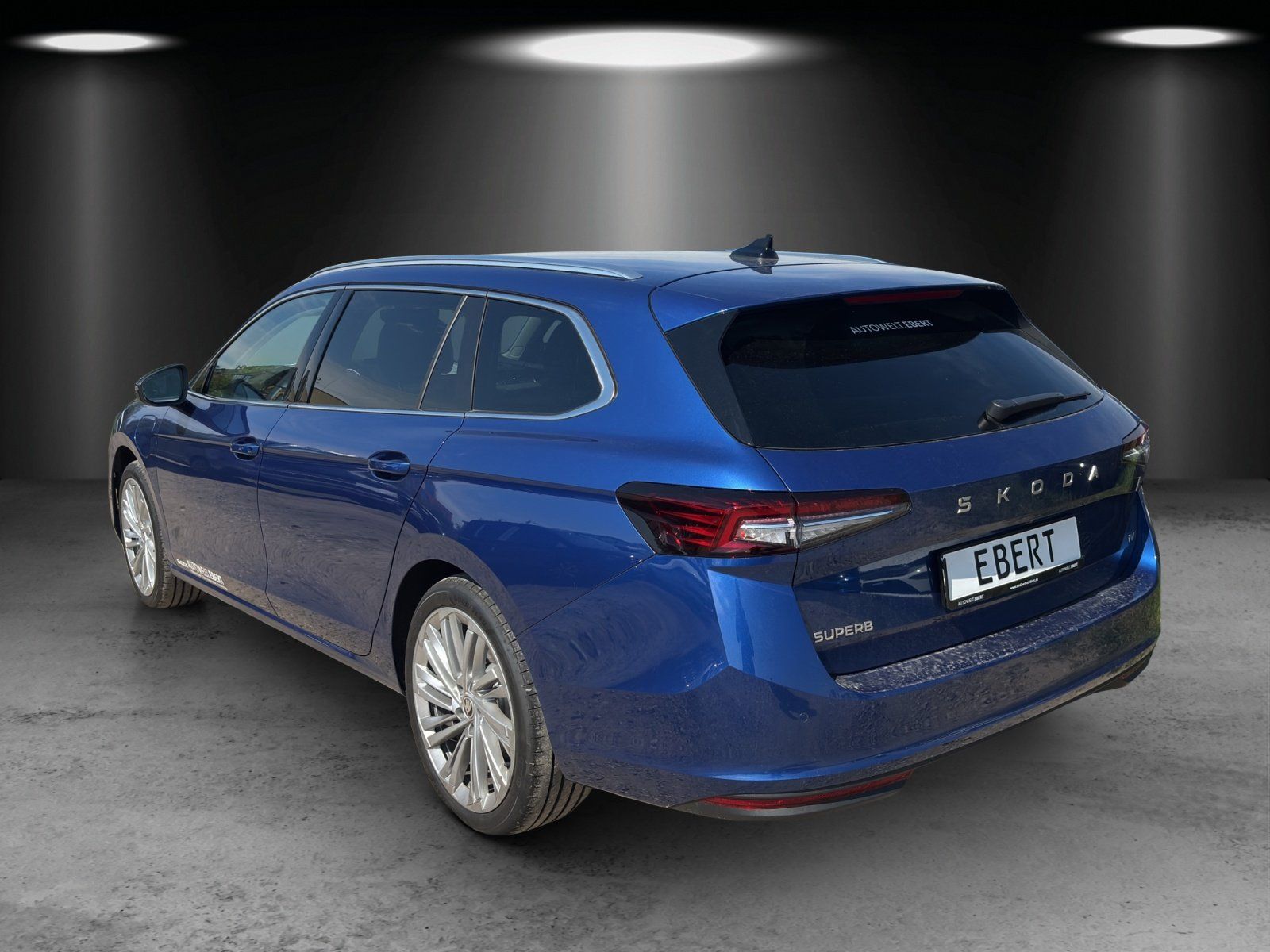 Fahrzeugabbildung SKODA Superb Combi Selection 1,5 TSI iV 150 kW DSG