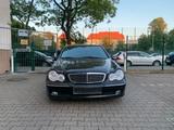 Mercedes-Benz C 320 AVANTGARDE AUTOMATIK IN TOP ZUSTAND - gebrauchte Mercedes-Benz C 320 aus dem Jahr 2000