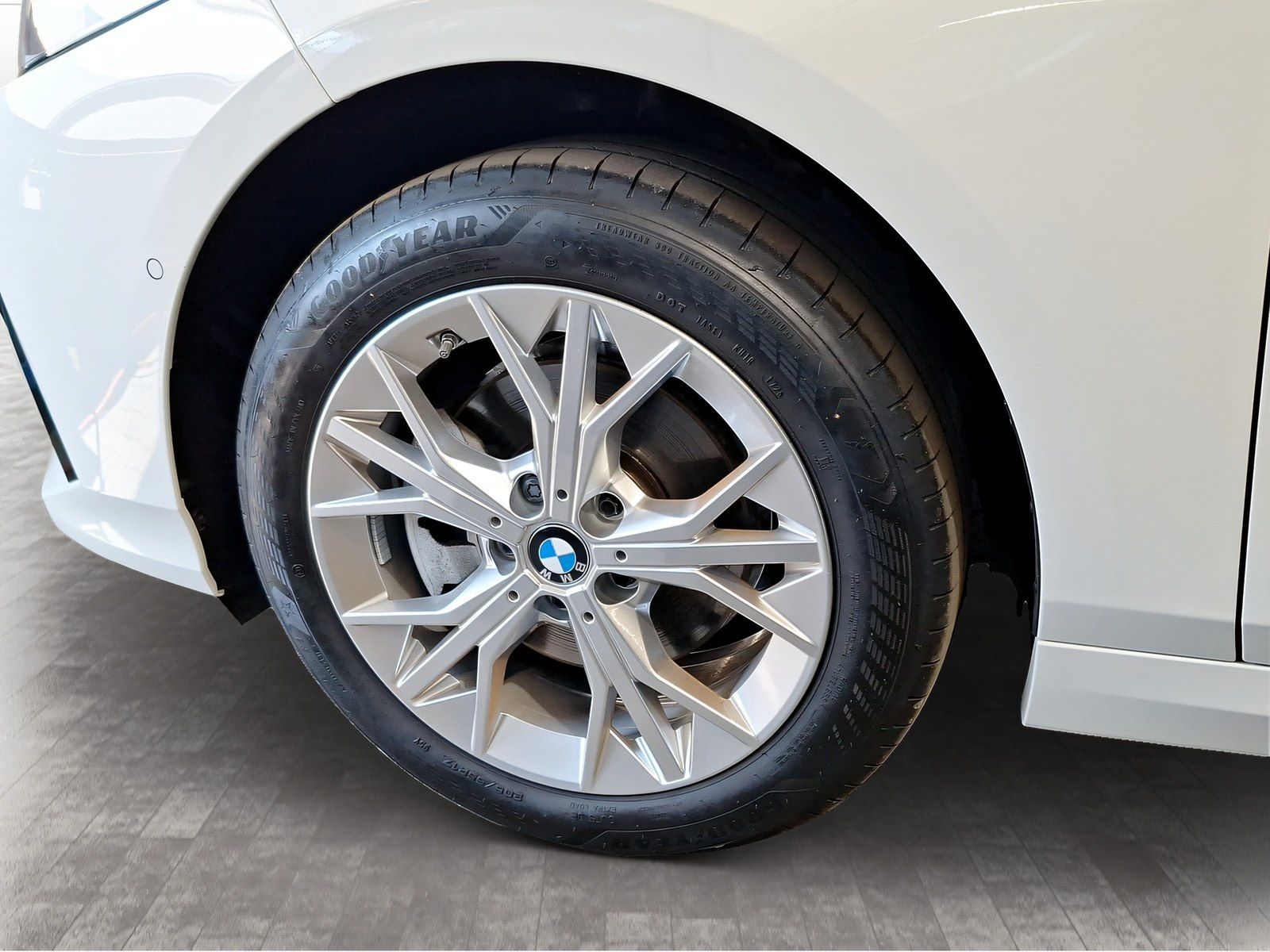 BMW 120 - Bild 9