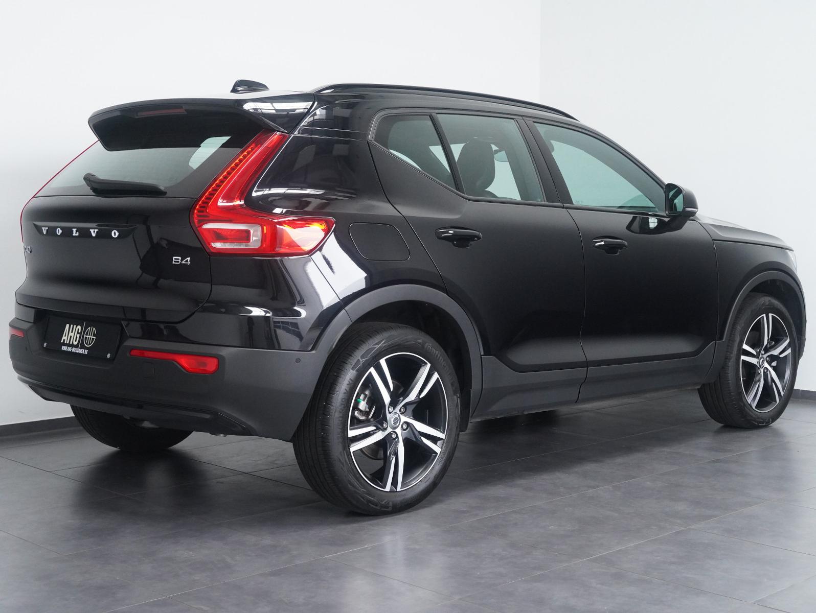 Volvo XC40 B4 B R Design LED/NAVI/ACC/LEDER/360°