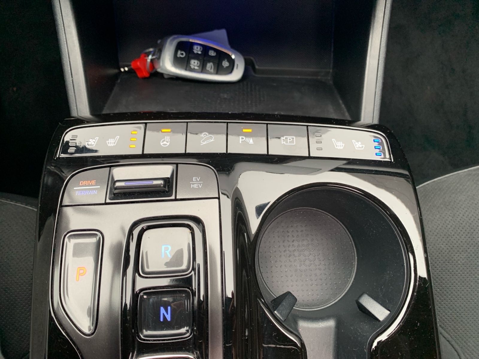 Fahrzeugabbildung Hyundai TUCSON 1.6 T-GDI N Line Plug-In Hybrid 4WD AHK