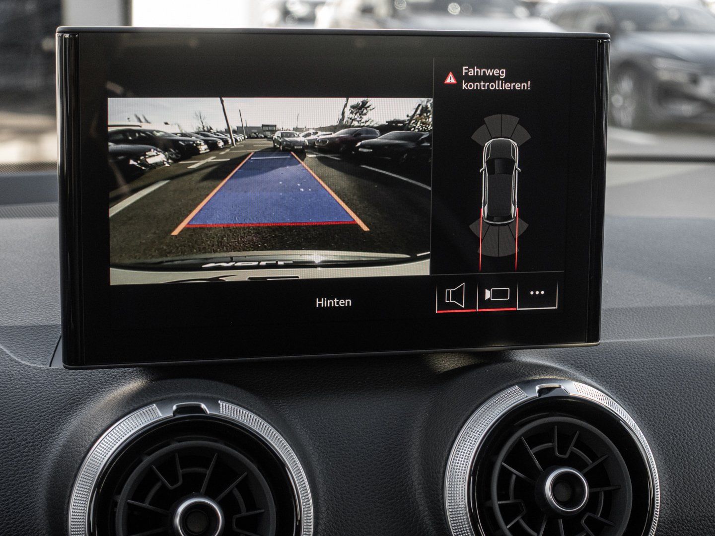 Audi Q2 - Bild 8