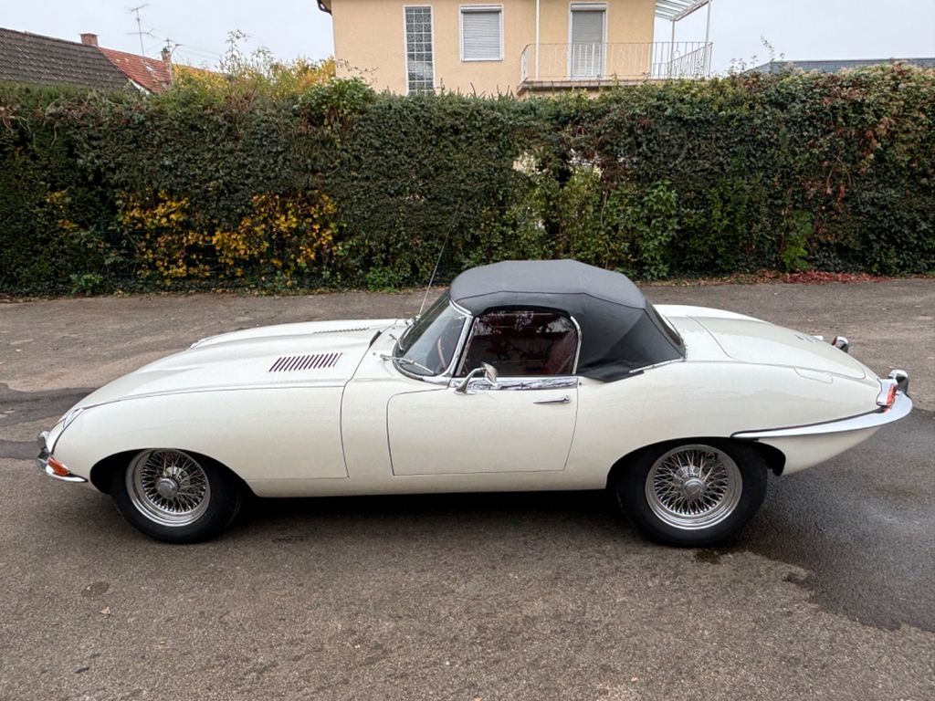 Jaguar E-Type