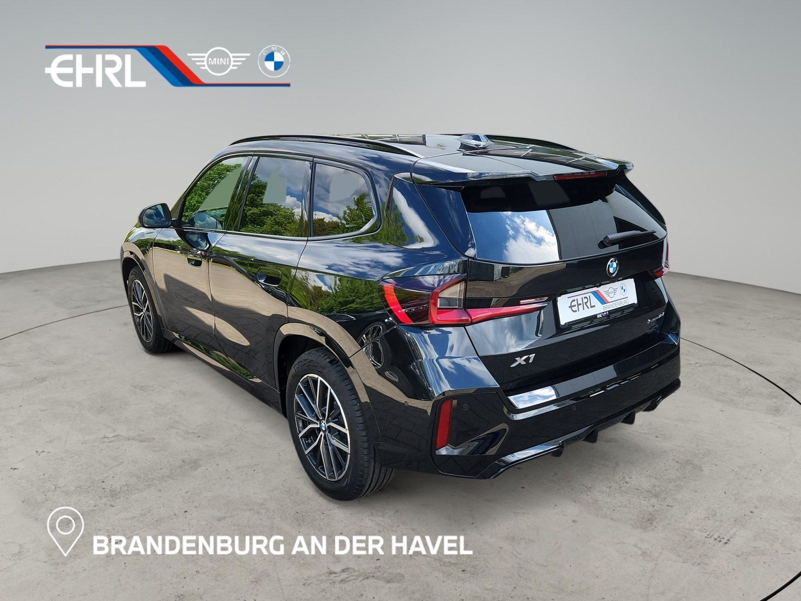 BMW X1 sDrive18i M Sportpaket AHK PANO RFK HIFI BT foto 4