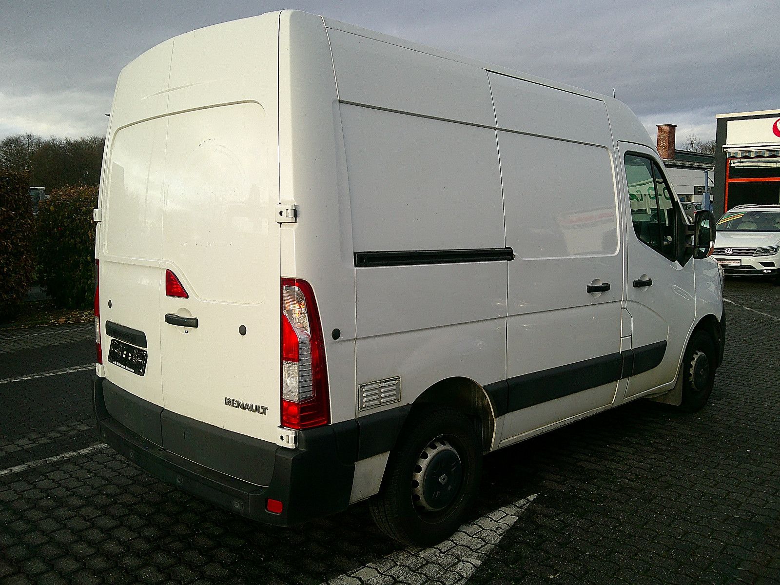 Fahrzeugabbildung Renault Master III Kasten L1H2 3,5t / 1.HAND/SCHECKHEFT