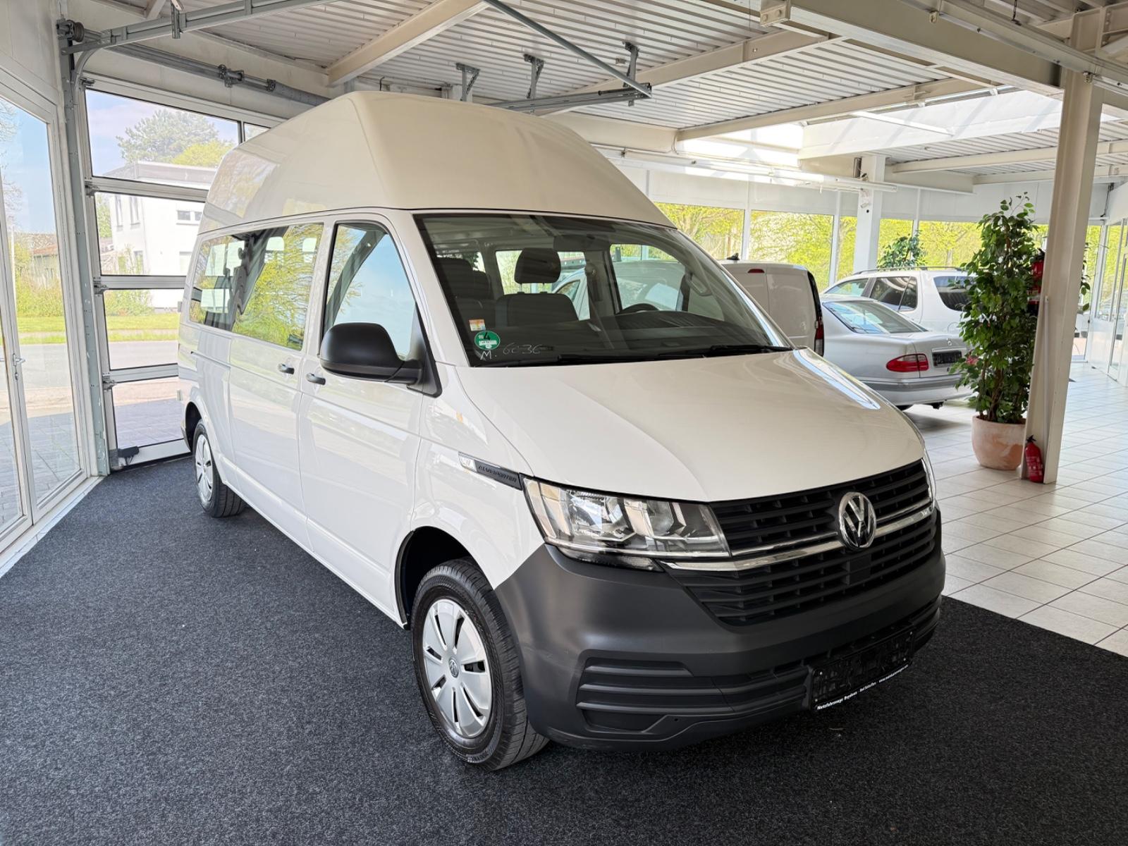 Volkswagen T6 TDI Rollstuhl-Lift + 9 Sitze + Behinderteng.