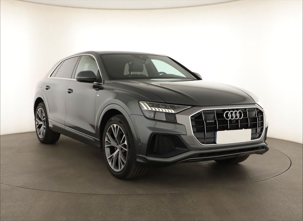 Image of Audi Q8