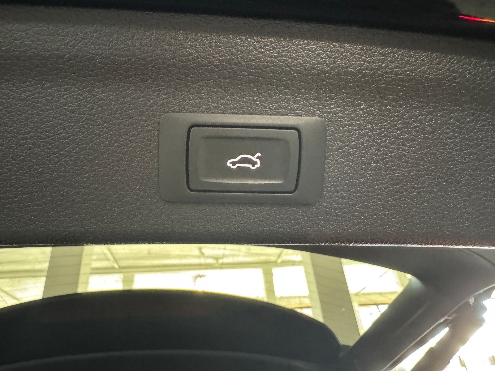 Fahrzeugabbildung Audi Q3 45 TFSI e S-TRONIC S-LINE ACC VIRTUAL LED KAM