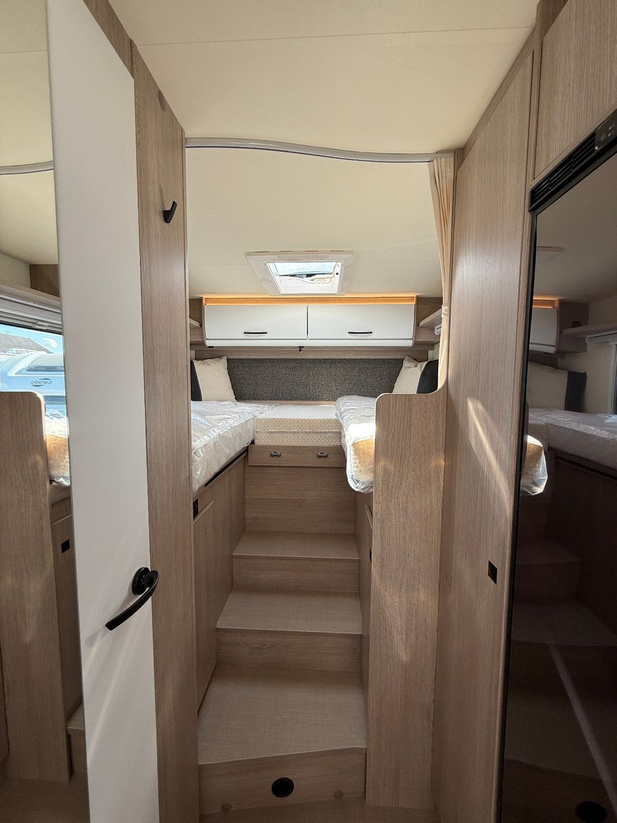 Fahrzeugabbildung Bürstner Lyseo Time Skyline 726G - Sie sparen 11.989€