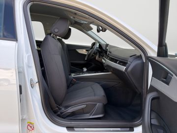 Audi A4 - 12
