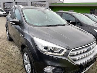 Ford Kuga - 3