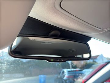 Kia Stonic 1.0T DCT7 Platinum Edition Kamera SHZ