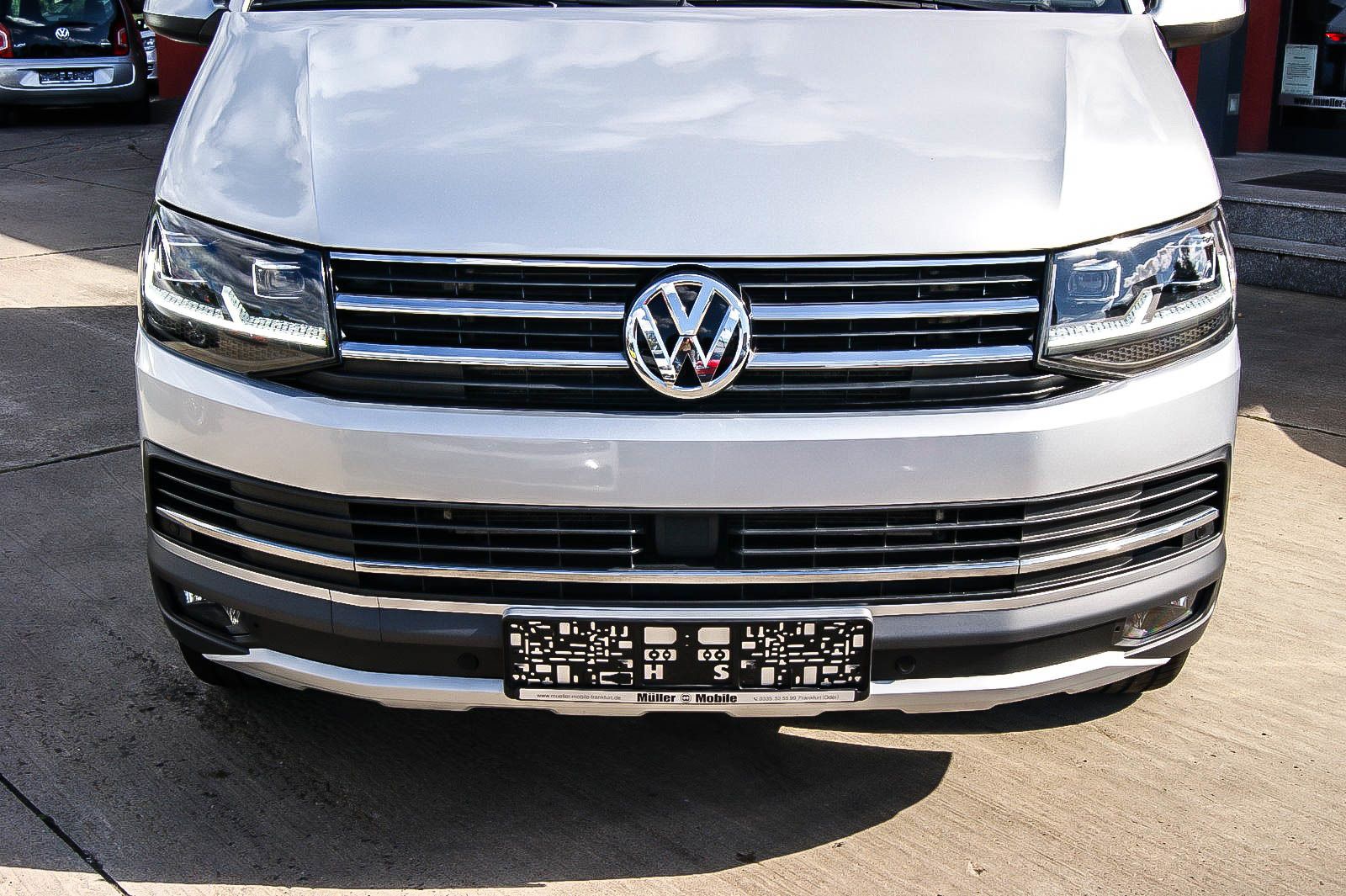 Fahrzeugabbildung Volkswagen T6 Multivan PanAmericana 20TDI 7-SITZE LED STHZG