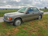 Mercedes-Benz 190 Echter Oldtimer - Mercedes-Benz 190 Oldtimer mit Diesel-Antrieb