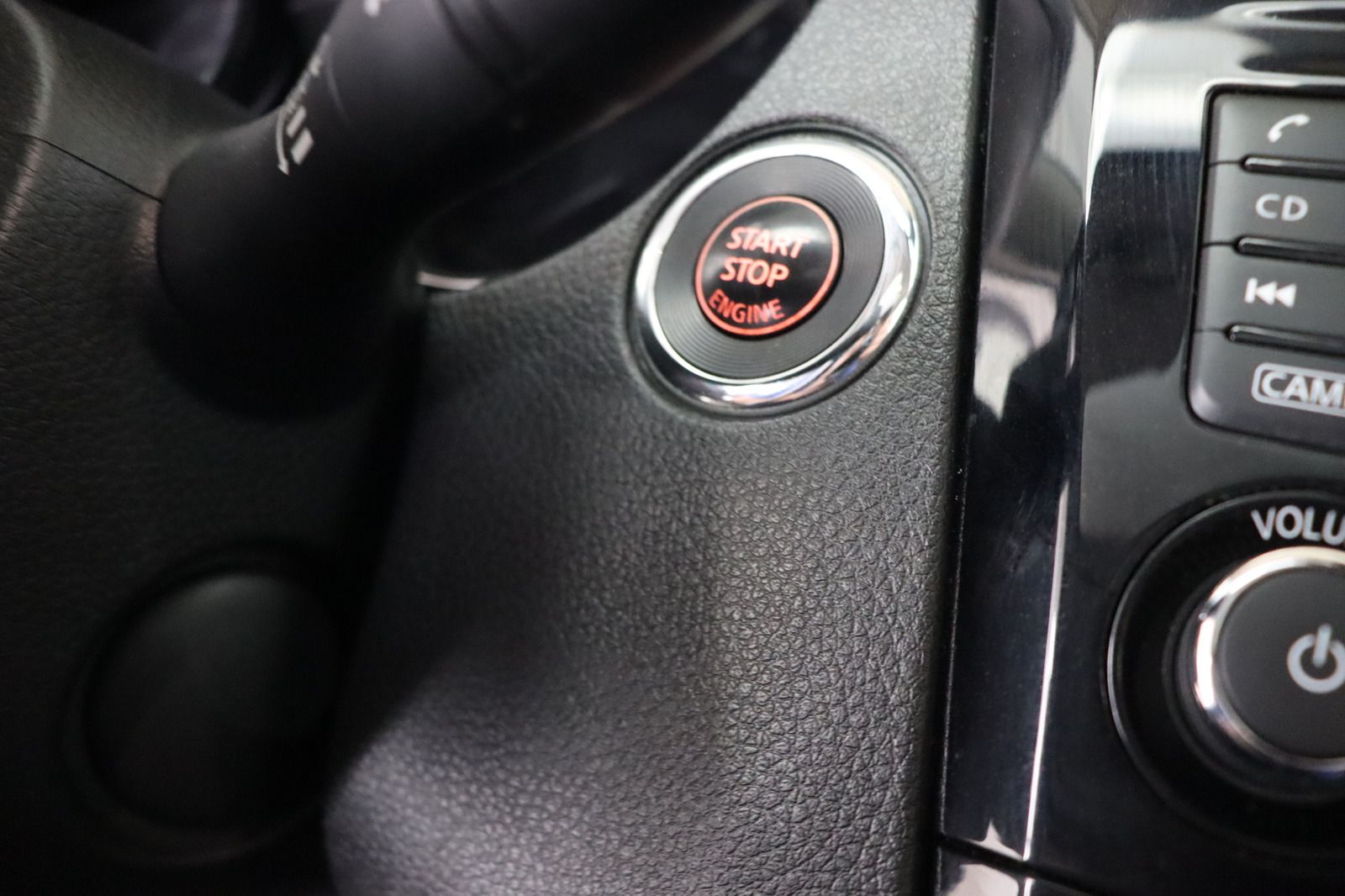 Fahrzeugabbildung Nissan X-Trail 1.6 dCi Automatik