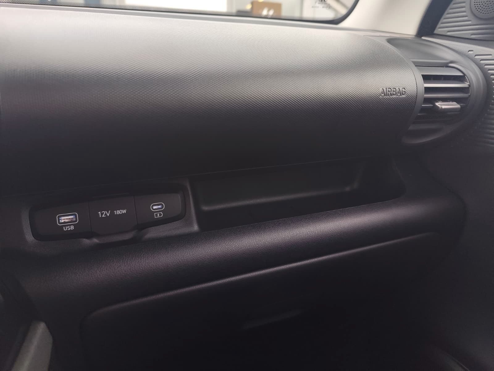 Hyundai INSTER – Bild 24