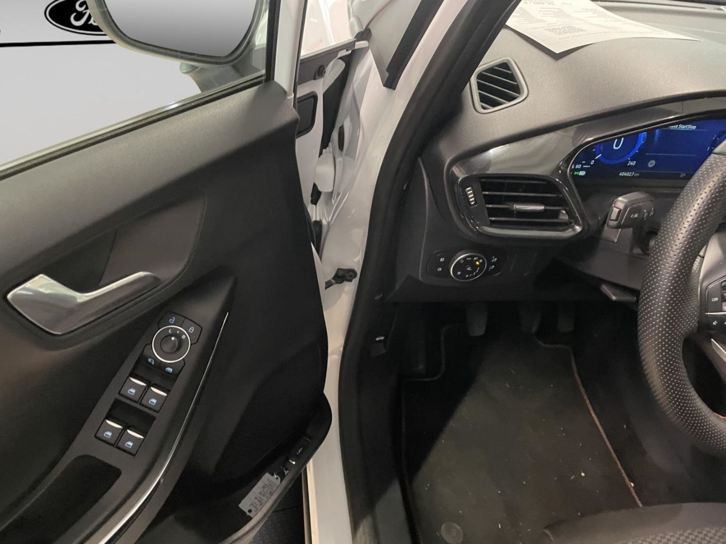 Fahrzeugabbildung Ford Puma ST-Line MHEV LED-Scheinwerfer PDC